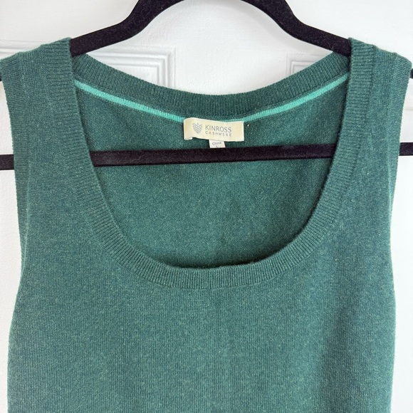 Kinross 100% Cashmere Emerald Green Sleeveless Sweater top - Picture 2 of 6
